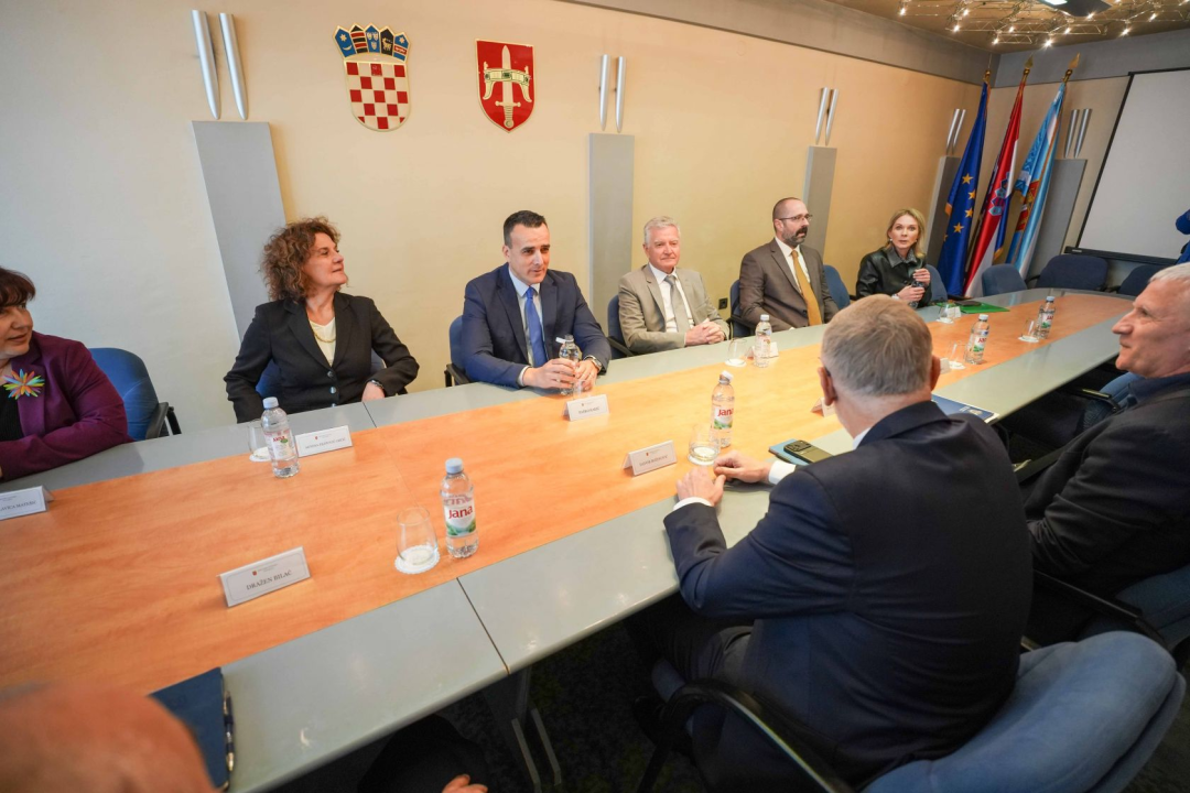 FOTO Ministar Božinović sastao se s Burićem i Rakićem: Šibenik je grad koji se pametno razvija