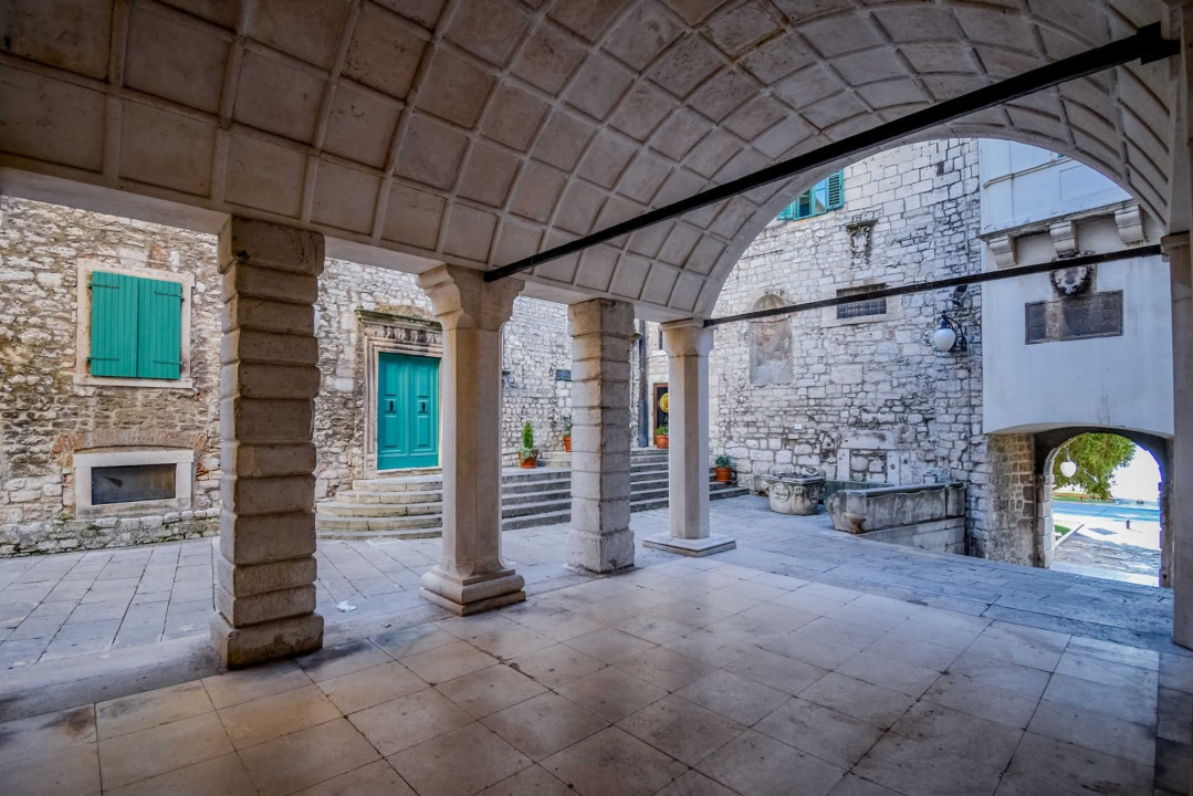 Skrivena ljepota Šibenika: 17 palača koje pričaju priču dugu stoljećima i otkrivaju svoje tajne