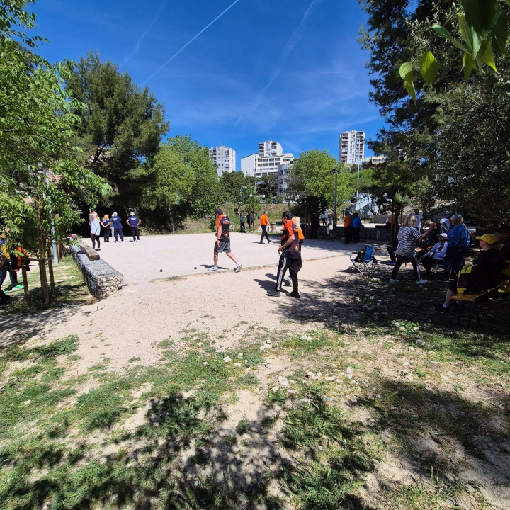 Memorijalni turnir 'Ivan Lambaša' u Šibeniku okupio najbolje igrače petanke 