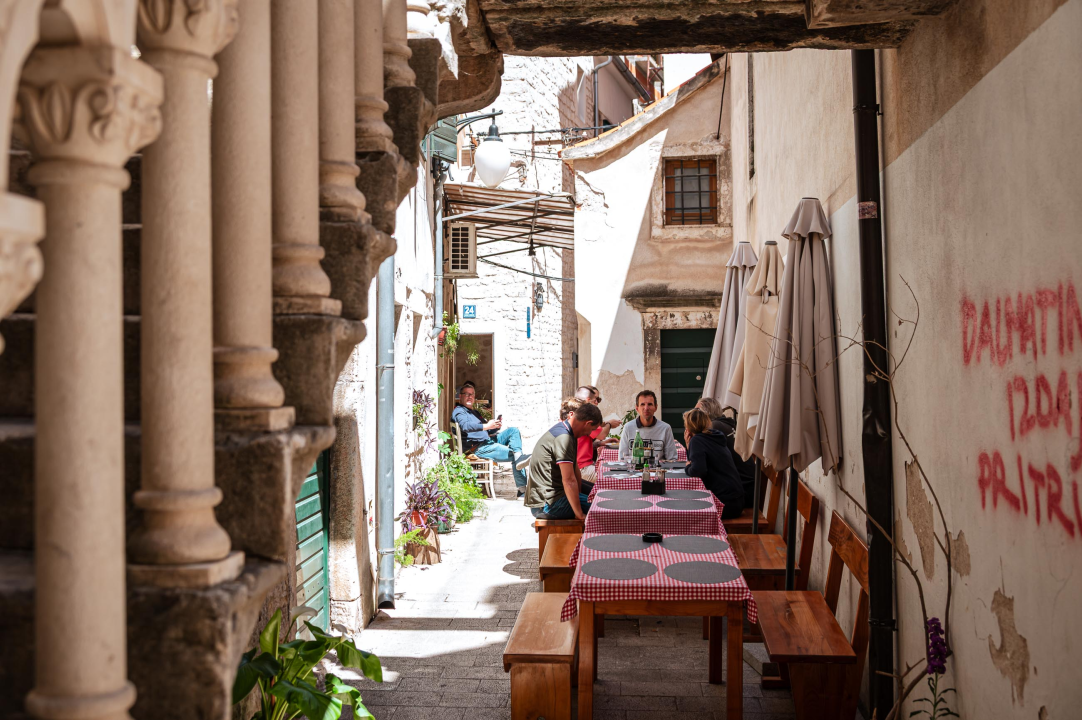 FOTO Doživite pravi okus Šibenika u kultnoj konobi Marenda!