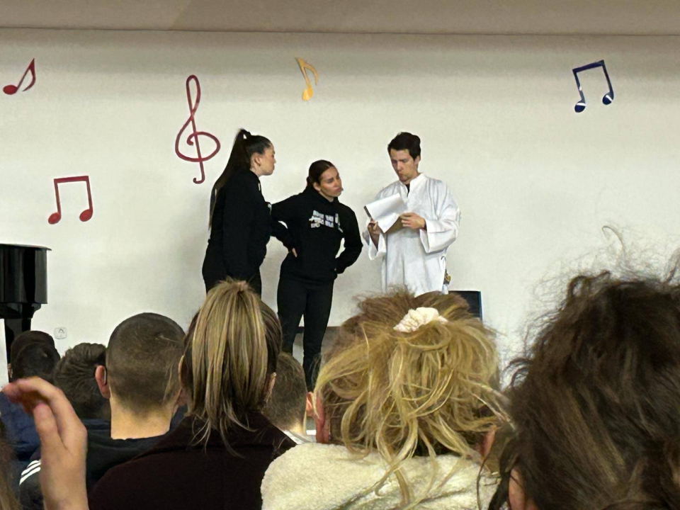 U Drniškoj Gospi od Ružarija održana duhovna obnova za mlade i roditelje