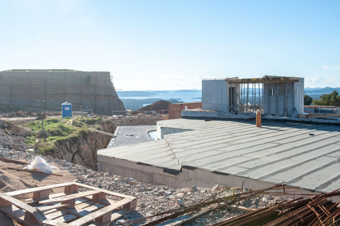 Sv. Ivan izgleda neprepoznatljivo, zgrada koja je niknula bit će zakamuflirana: 'Tvrđavu svečano otvaramo na Dan grada'         