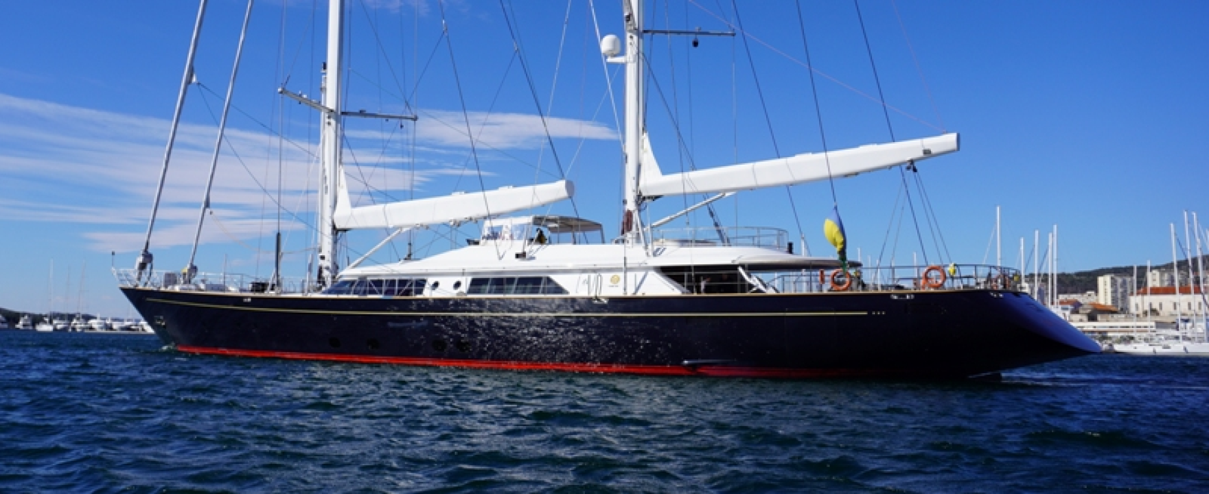 U Iskra brodogradilištu Šibenik servisirana mega jahta Burrasca vrijedna oko 15,5 milijuna dolara   