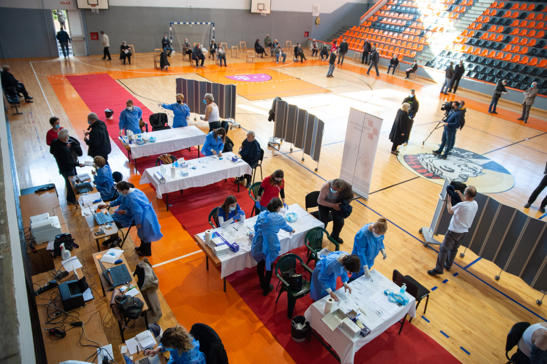 Još jedno masovno cijepljenje na Baldekinu: 'Ljudi počinju shvaćati da je važnije cijepiti se, nego birati cjepivo'