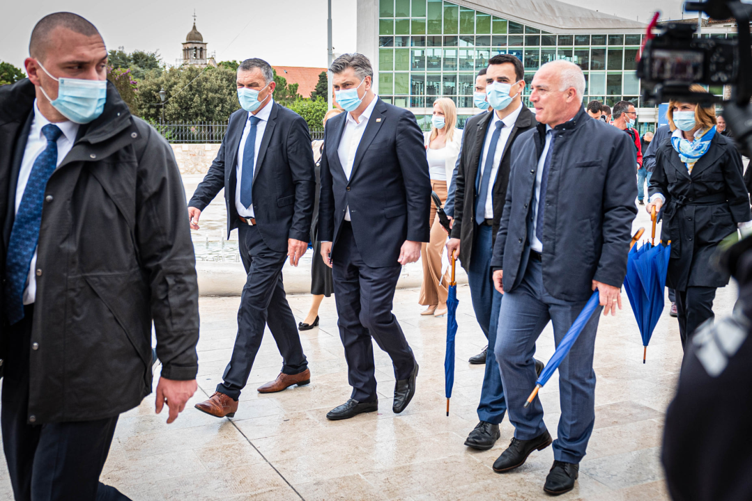 Plenković u Šibeniku: 'Županija je učinila ogromne napore u pogledu razvoja i kvalitete života'