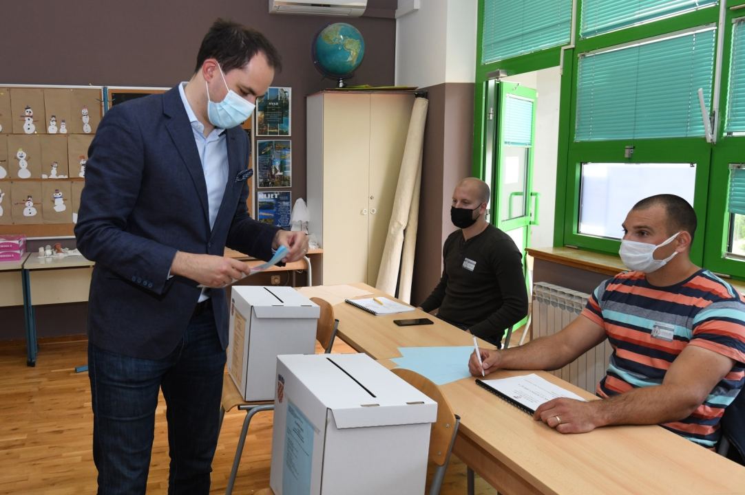 Do 16,30 sati  u Šibensko-kninskoj županiji u postotku isti odaziv na izbore kao i prije četiri godine