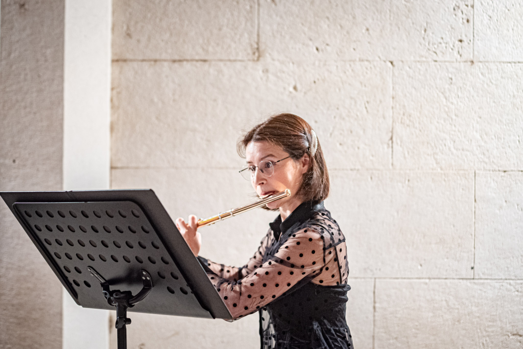 Svibanjske glazbene večeri u Šibeniku otvorene po 16. put: Lucija Stilinović i Veronika Ćiković izvele djelo Davida Batinića 