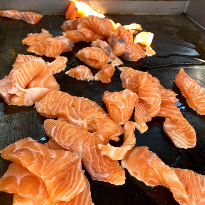 Osladite se ukusnim ribljim delicijama u Fish Delishu u Vodicama!