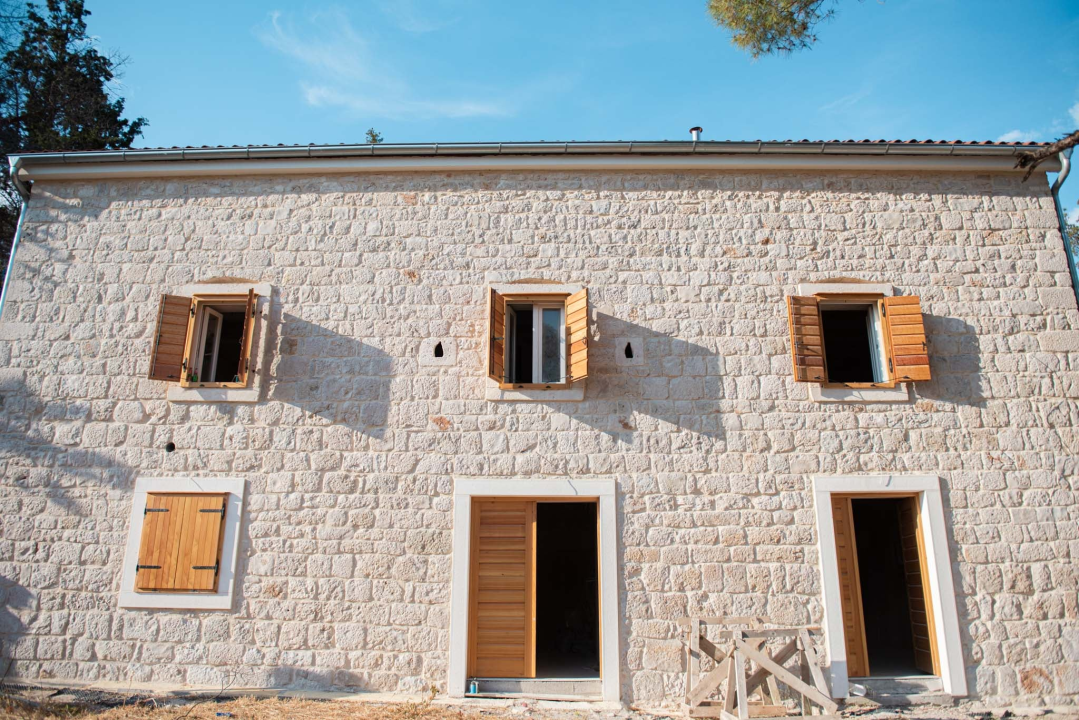 Obišli smo novi dom HGSS-ovaca u Rokićima: Otkrili su nam koje potrage najviše pamte i usput razbili neke poznate mitove