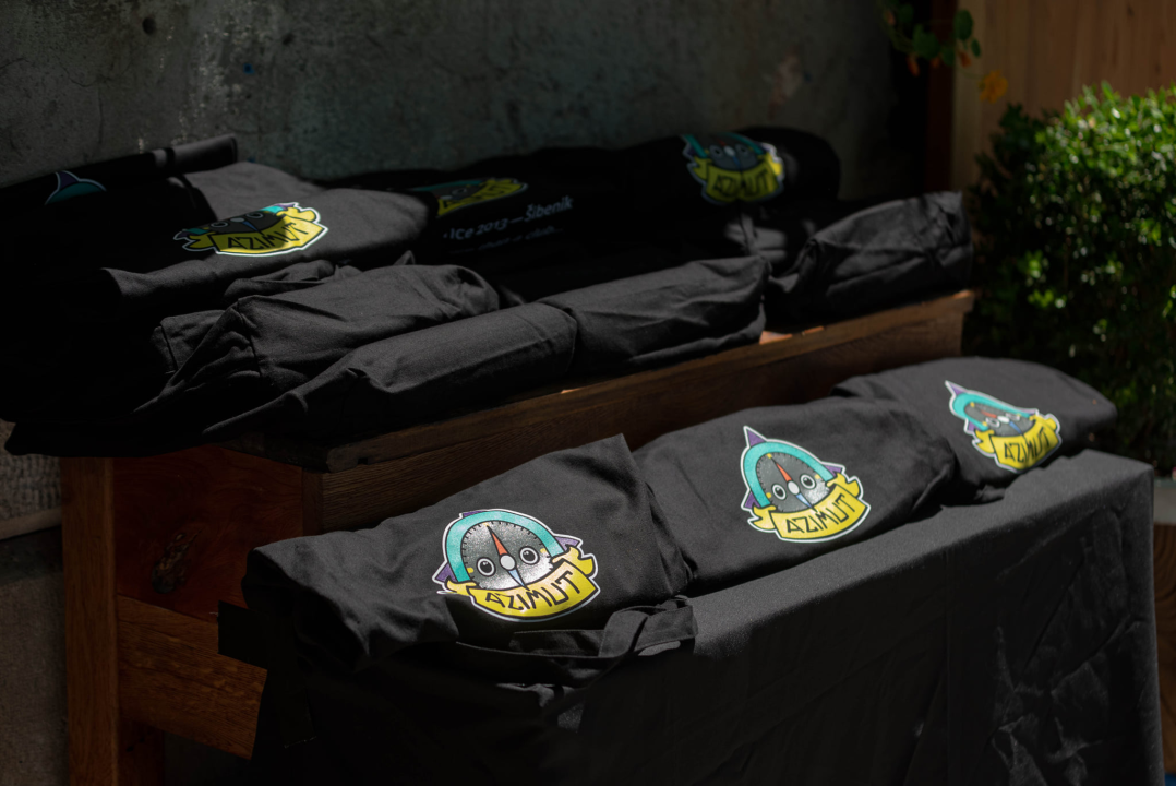 Uz brojne goste predstavljeno 'Ljeto u Azimutu' i Kolektiv 4B - šibenska mreža kulturne suradnje 