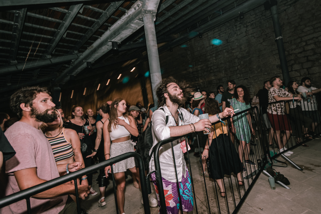 Rock 'n' Roll fešta na tvrđavi sv. Mihovila: Hrpa bendova, odlična glazba i raspoložena publika