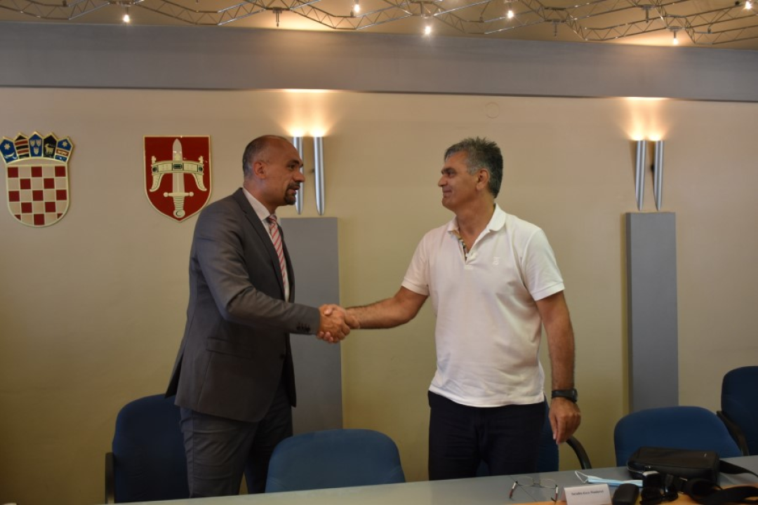 Počinje godinama pripremana izgradnja sustava navodnjavanja Donjeg polja u Jadrtovcu 