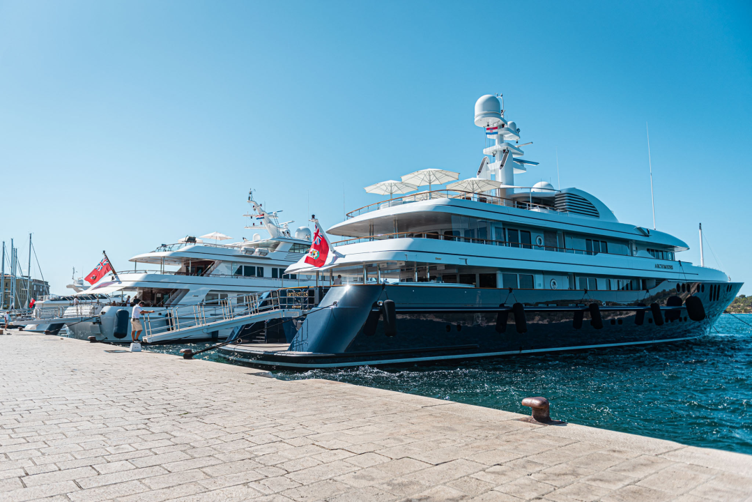 Jedan od najcjenjenijih svjetskih matematičara u Šibeniku: Simons ima 25 milijardi dolara, a po njemu je nazvan i asteroid