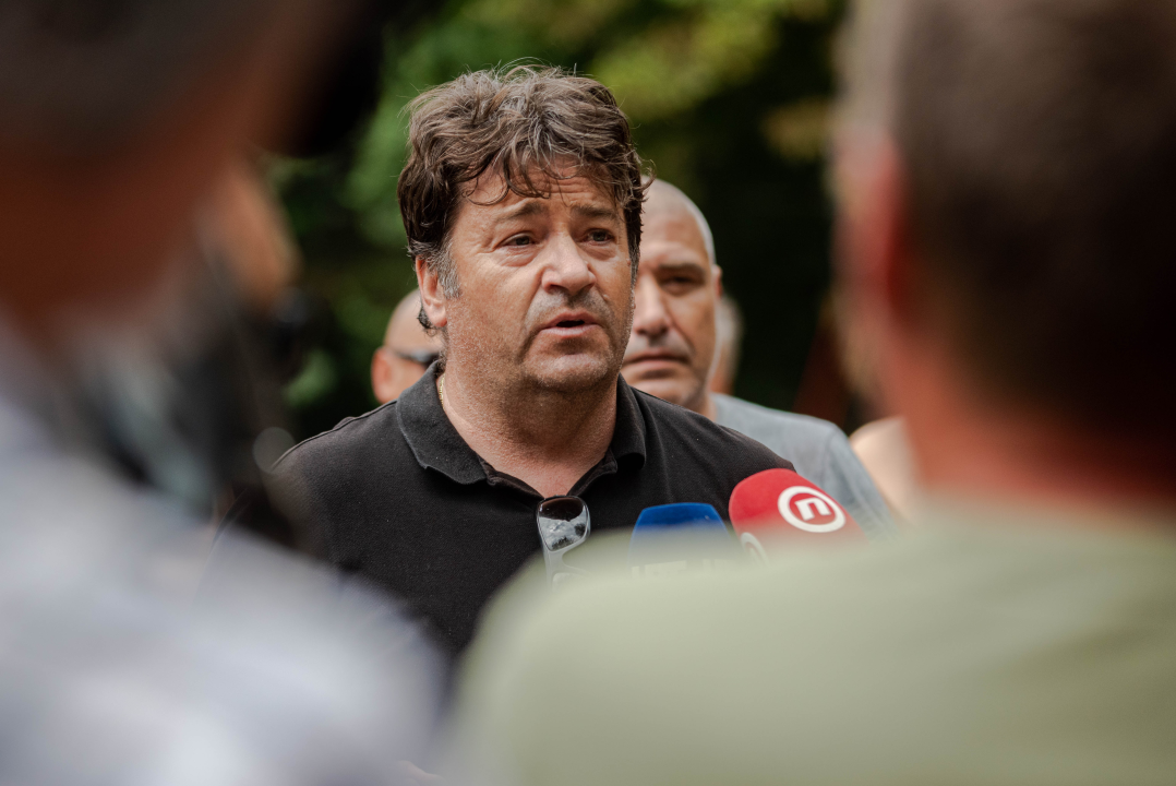 Prosvjedno kupanje na Skradinskom Buku