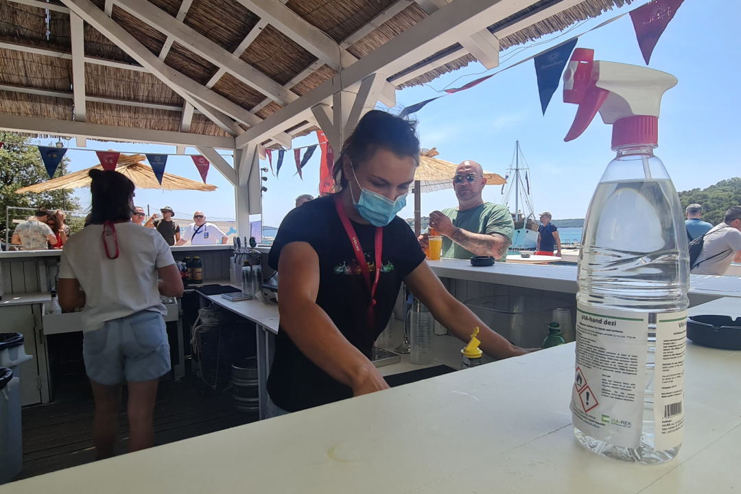 Stigli Britanci, popričali smo s osnivačem Gardena i partijanerima iz Londona: 'Jedva smo čekali ovaj odmor'  