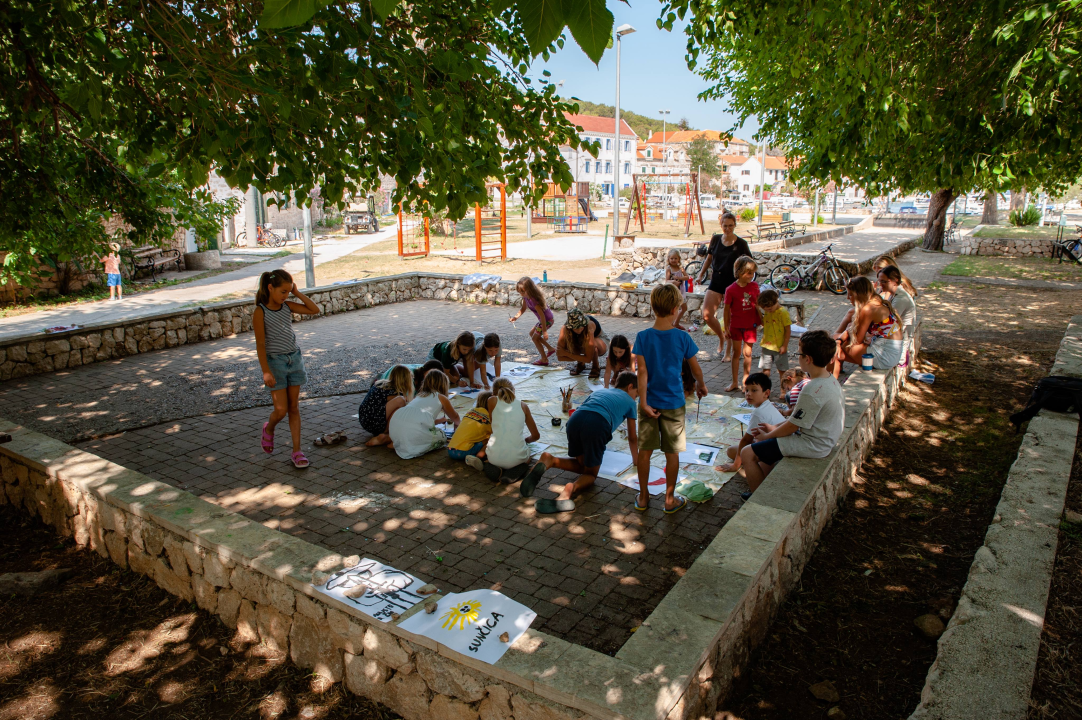Ekološka radionica na otoku bez plastike: Zabava, recikliranje i umjetnost