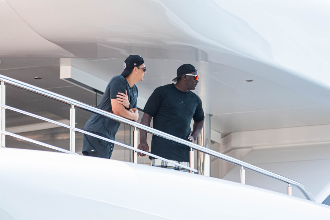 'Ostavite čovika na miru!' Nije on čovik, on je Michael Jordan: Evo još videa i fotki iz Šibenika