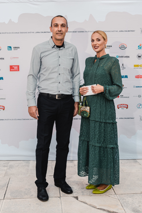 Proslava Društva Juraj Dalmatinac donijela dašak glamura: Birala se najbolja garderoba, poziralo se kao na modnoj pisti