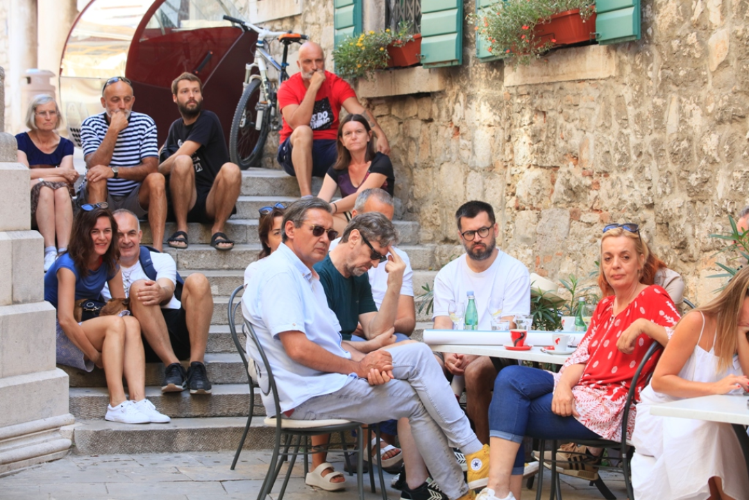 Zatvorene ŠKURE u Šibeniku: Marko Pogačar dobitnik prvog Gulina, regionalne književne nagrade za poeziju 