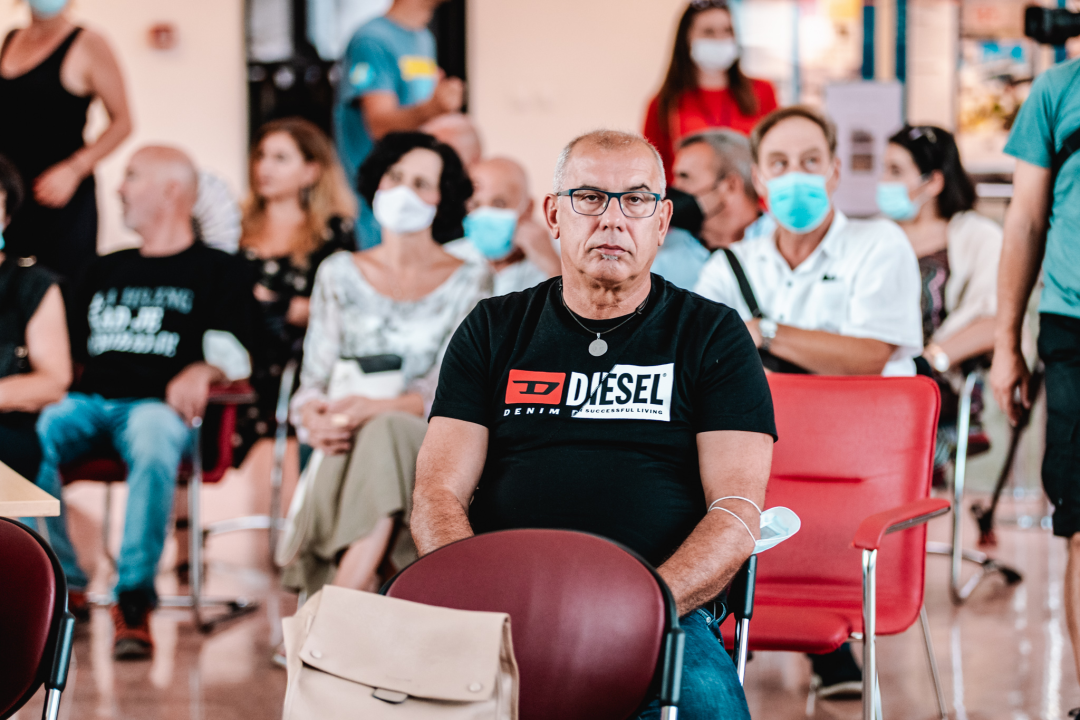 ‘Na braniku sjećanja’ Marine Jurković će vas rasplakati i nasmijati u isto vrijeme: Donosi 50 ratnih priča ljudi koje poznajete