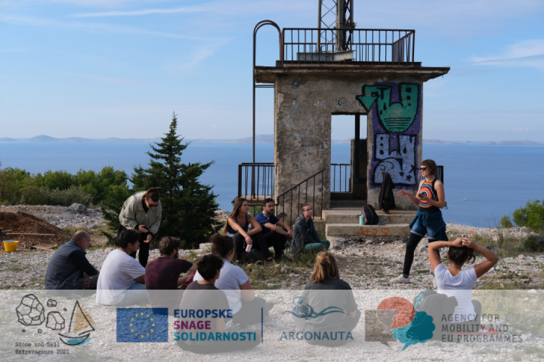 Mladi iz europskih zemalja mjesec dana radili na Murteru: Iza njih ostale nove pješačke staze i prebojane klupe