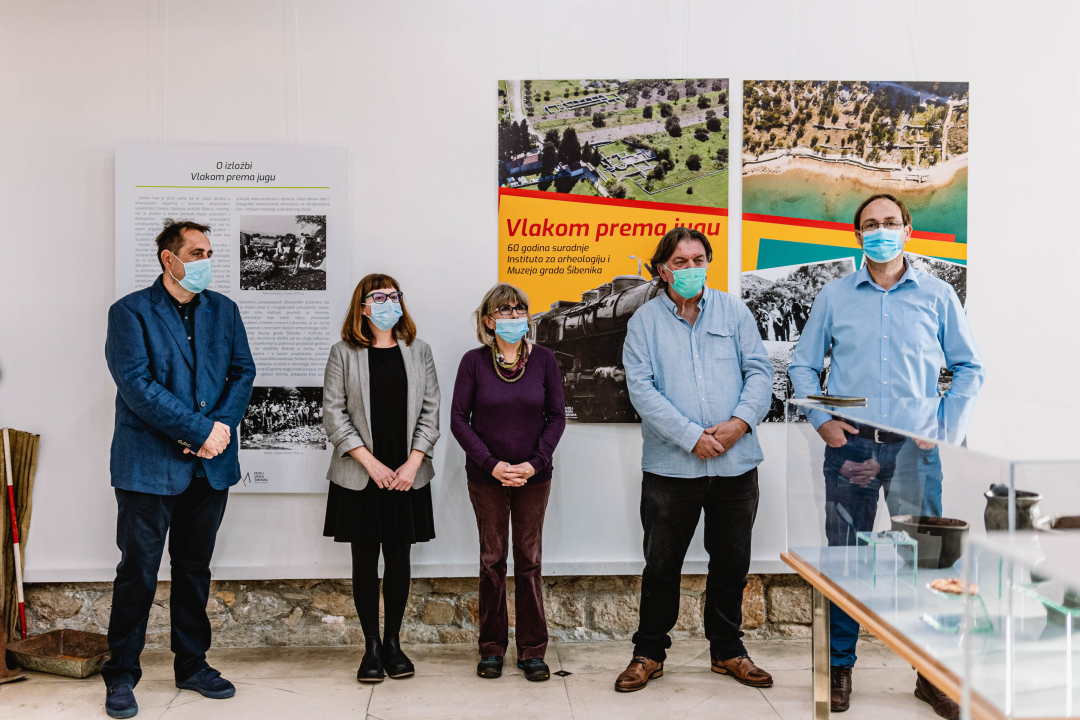 ‘Vlakom prema jugu’: Arheolozi su iz Zagreba vlakom išli do Perkovića pa pješke ili karom do Danila