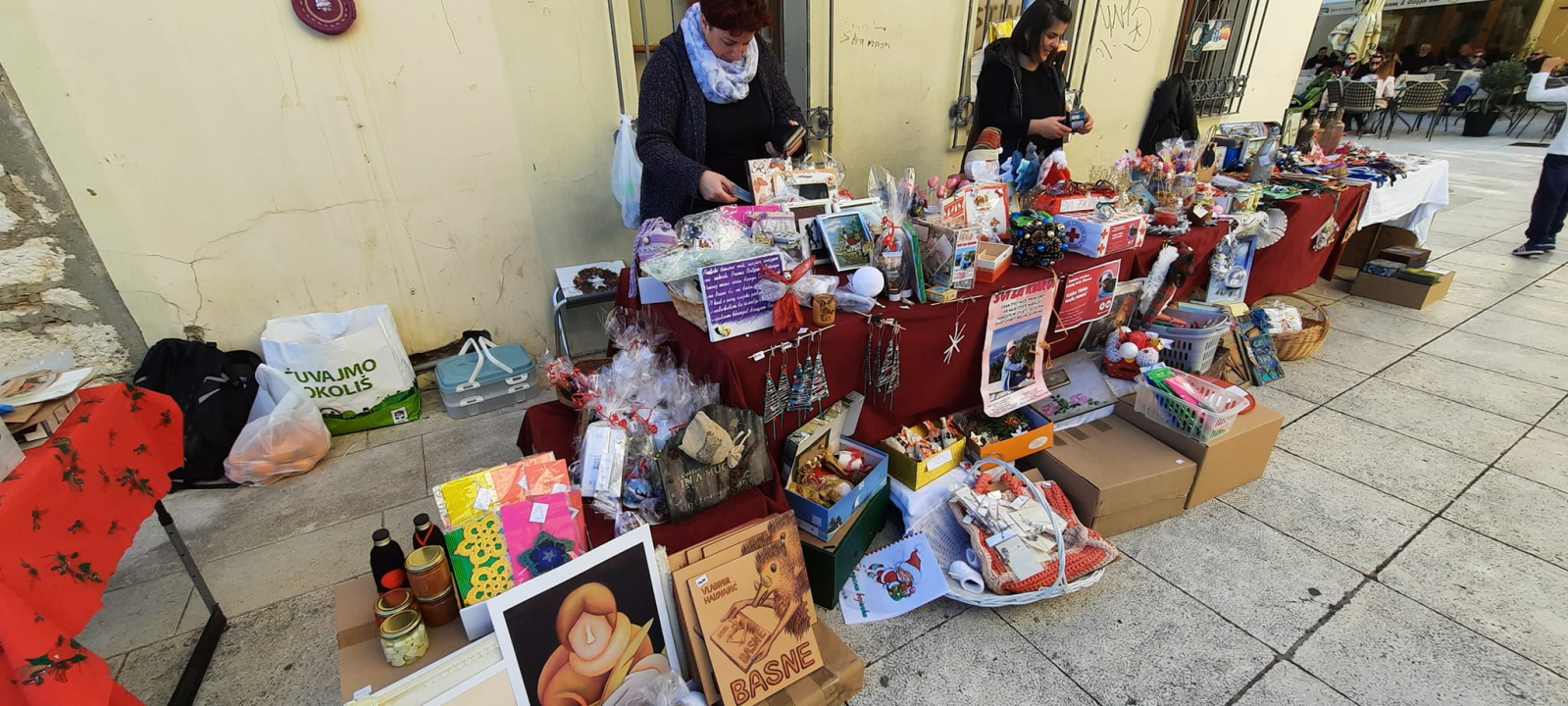 Pogledajte što se nudilo na božićnom sajmu za malu Kiaru: Ako ste propustili ići danas, bit će i nedjelju