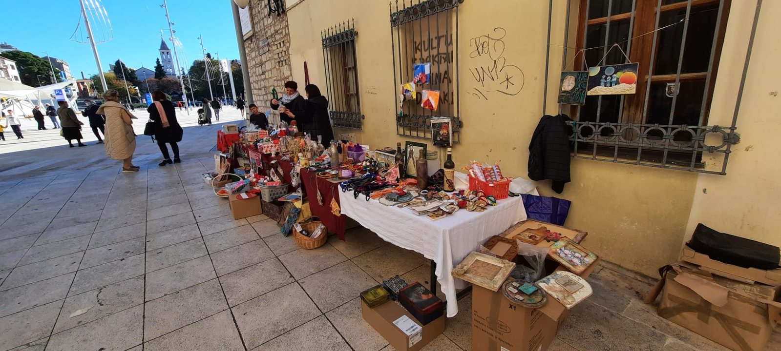 Pogledajte što se nudilo na božićnom sajmu za malu Kiaru: Ako ste propustili ići danas, bit će i nedjelju