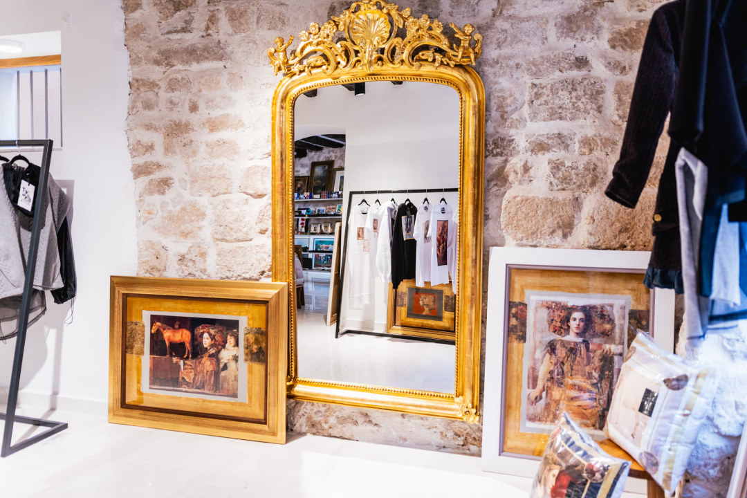 Crni petak u Galeriji Juraj Dalmatinac donosi popuste od 20 posto i posebnu akciju na Berbera i Stipicu!