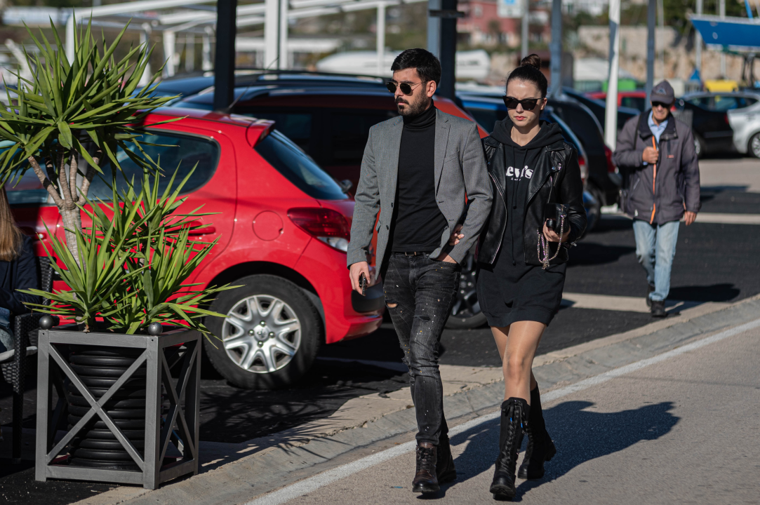 Vladarice modnog đira pokazale kako izgleda modni look za desetku  