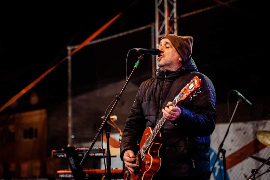 Neno Belan i Fiumensi otvorili Advent u Kninu: Pogledajte atmosferu 