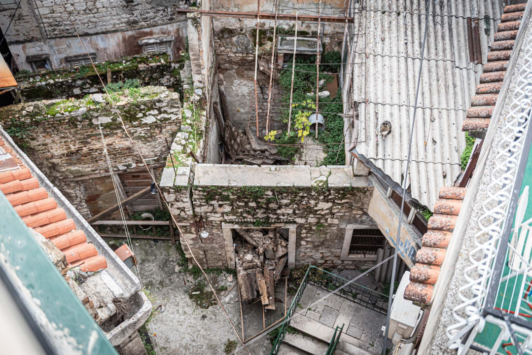 Komunalci nakon pregleda urušene kuće: 'Nema opasnosti za stanare u ulici, vlasnik će počistiti ostatke'  
