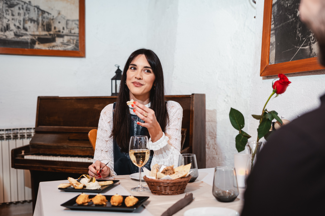 Uživajte u predivnoj božićnoj atmosferi u omiljenom GAK caffeu! 