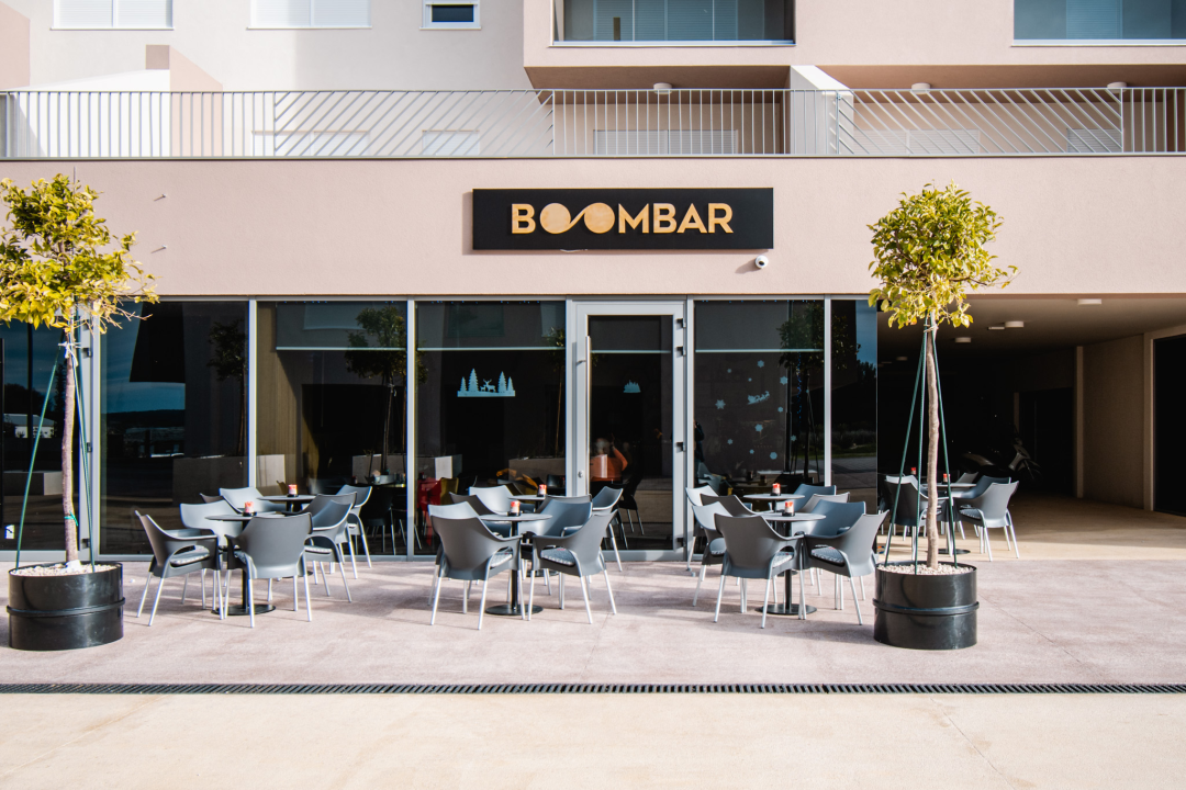 Uživajte u ispijanju kave u novom Boombaru na Vidicima! 