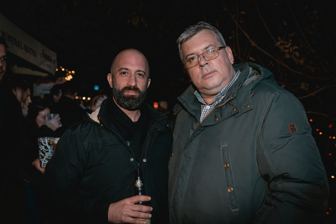 Svemirko i PARK kontra atmosferskih neprilika: U đardinu je sinoć bilo ludilo, pogledajte atmosferu  