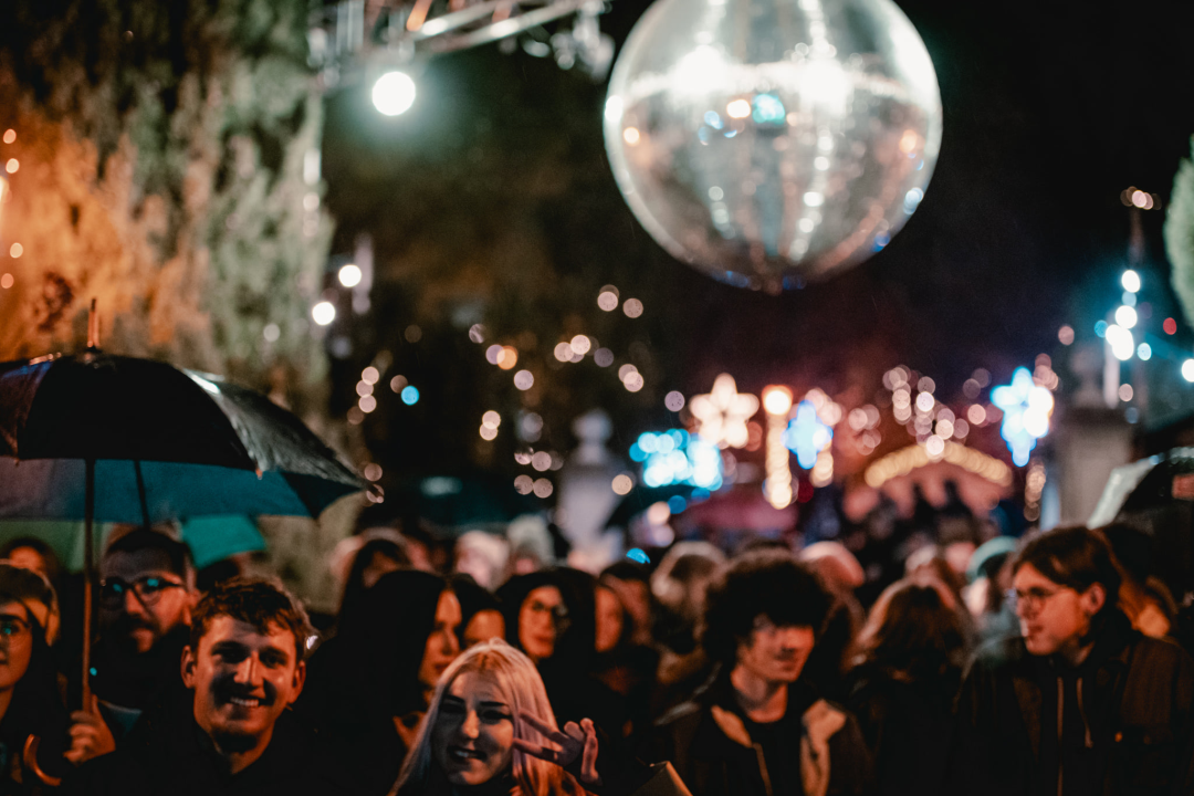Svemirko i PARK kontra atmosferskih neprilika: U đardinu je sinoć bilo ludilo, pogledajte atmosferu  