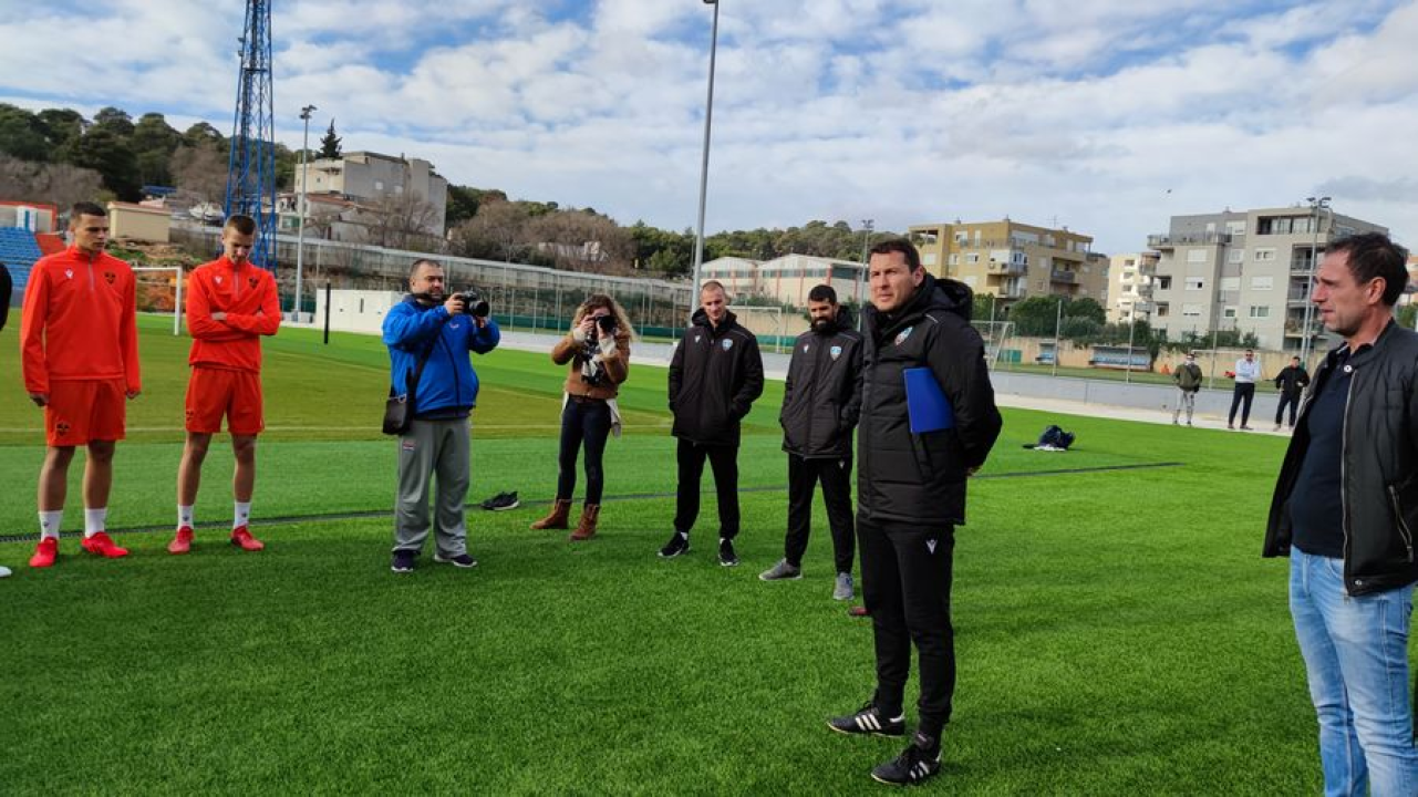 Ferdo Milin poveo pripreme nogometaša Šibenika: Sandesh, Dasilva i Bailone više 'ne stanuju' na Šubićevcu 