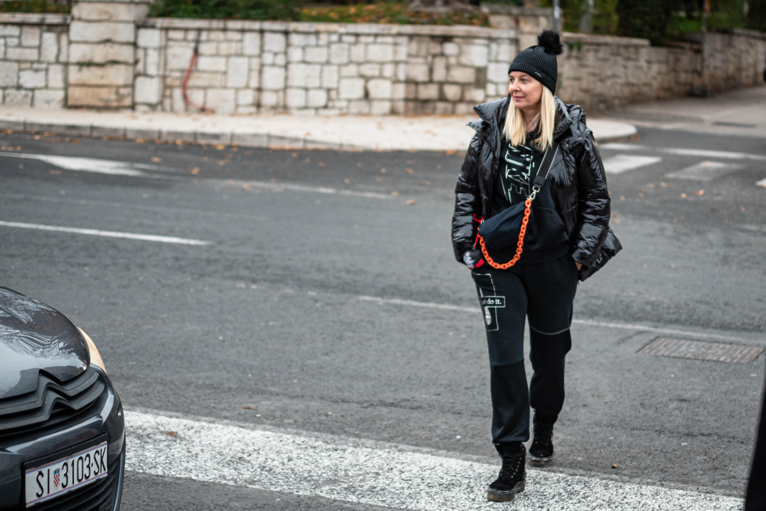 Dame iz Đira po gradu rasturile modnim kombinacijama 