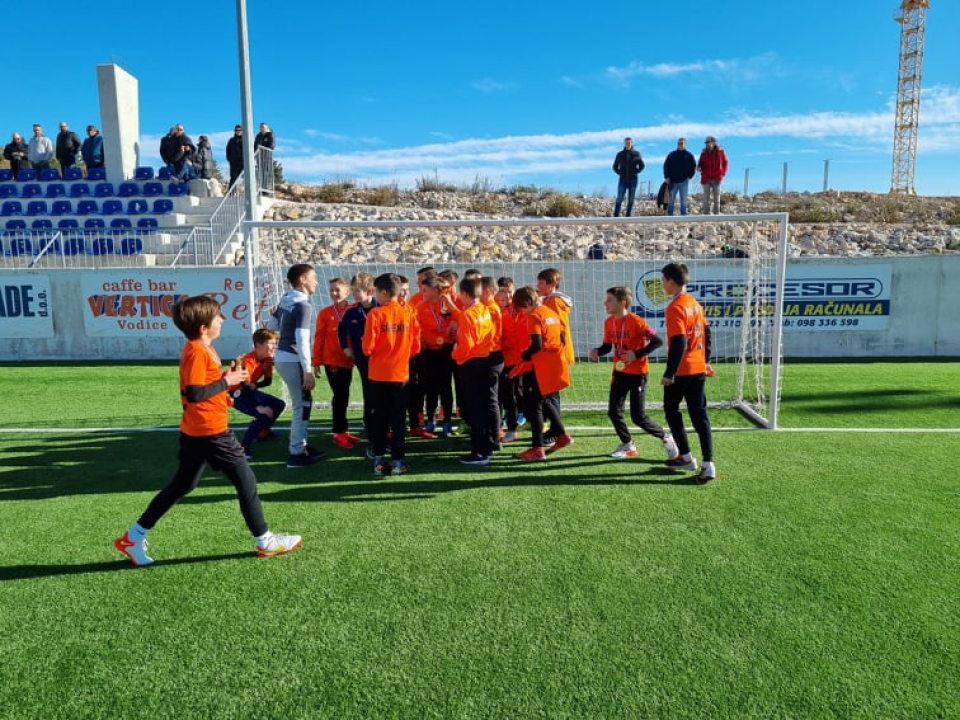 Proteklog tjedna održao se '17. Vodice Cup': Mladi nogometaši HNK Šibenika okitili se zlatnim medaljama 