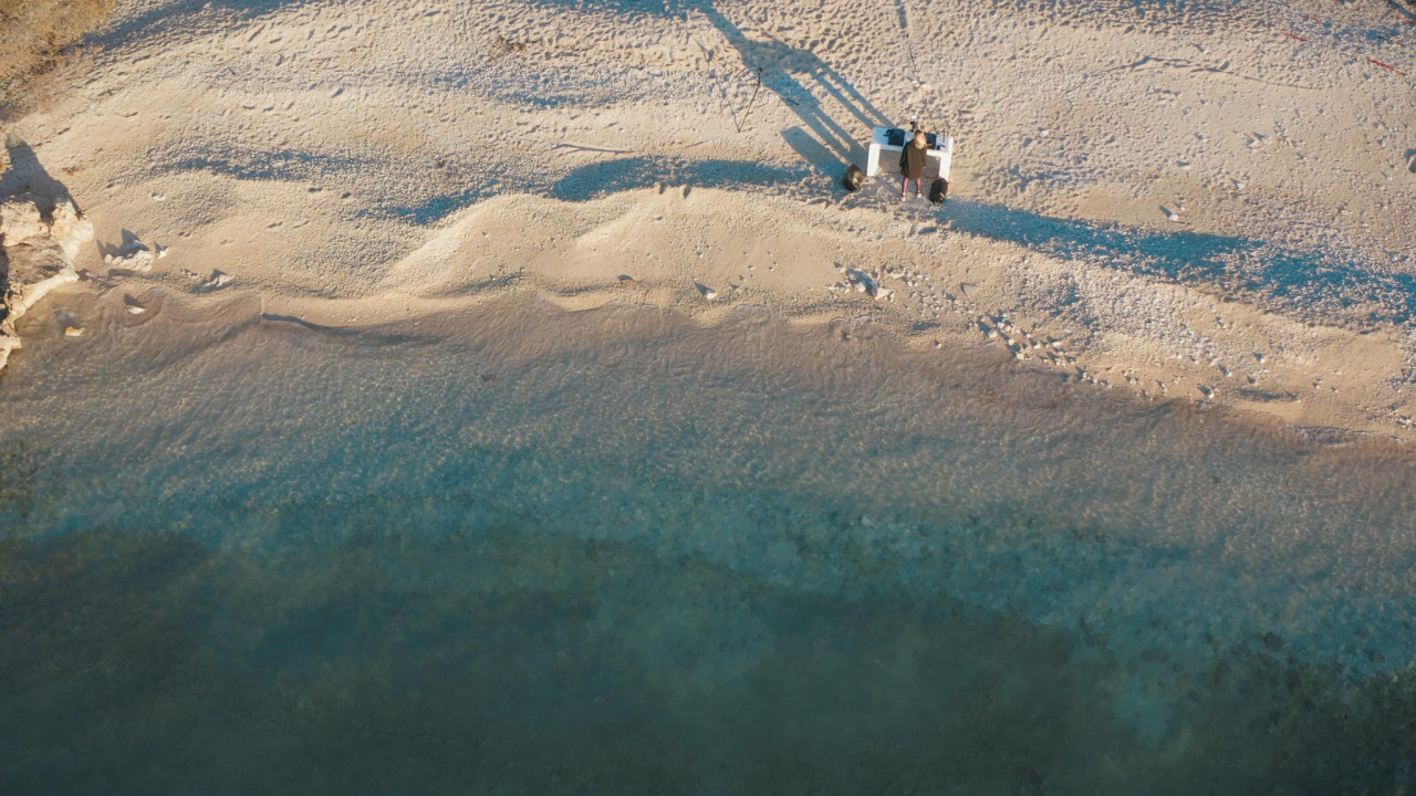 Nora Van Elken snimila set na primoštenskoj plaži, gledat će ga 10 milijuna pratitelja ‘Chill Nationa’