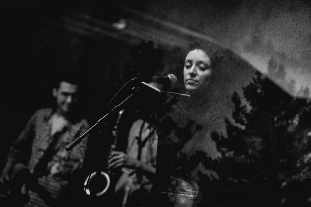 Zvijezda domaće alternativne scene Mary May zablistala u Arsenu