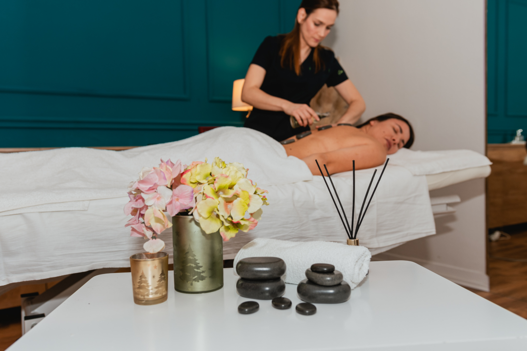 Poklonite sebi ili voljenoj osobi vrhunsku masažu u Love yourself studiju! 