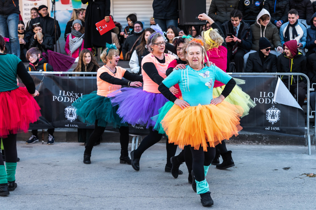 Bake opet napravile ludilo uz ‘Masturbatore s Murtera’, ‘Benkovački sajam’, liječnike i janjetinu