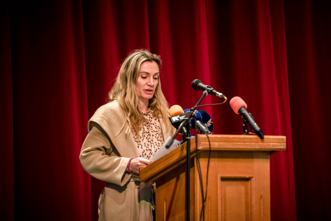 Prilično loša predstava na sjednici Županijske skupštine u drniškom kinu: Bilo je i kokica 