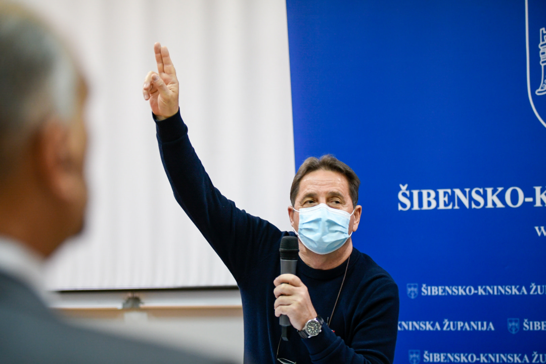 Petrina s dnevnog reda sjednice povukao točku o opozivu župana Jelića  