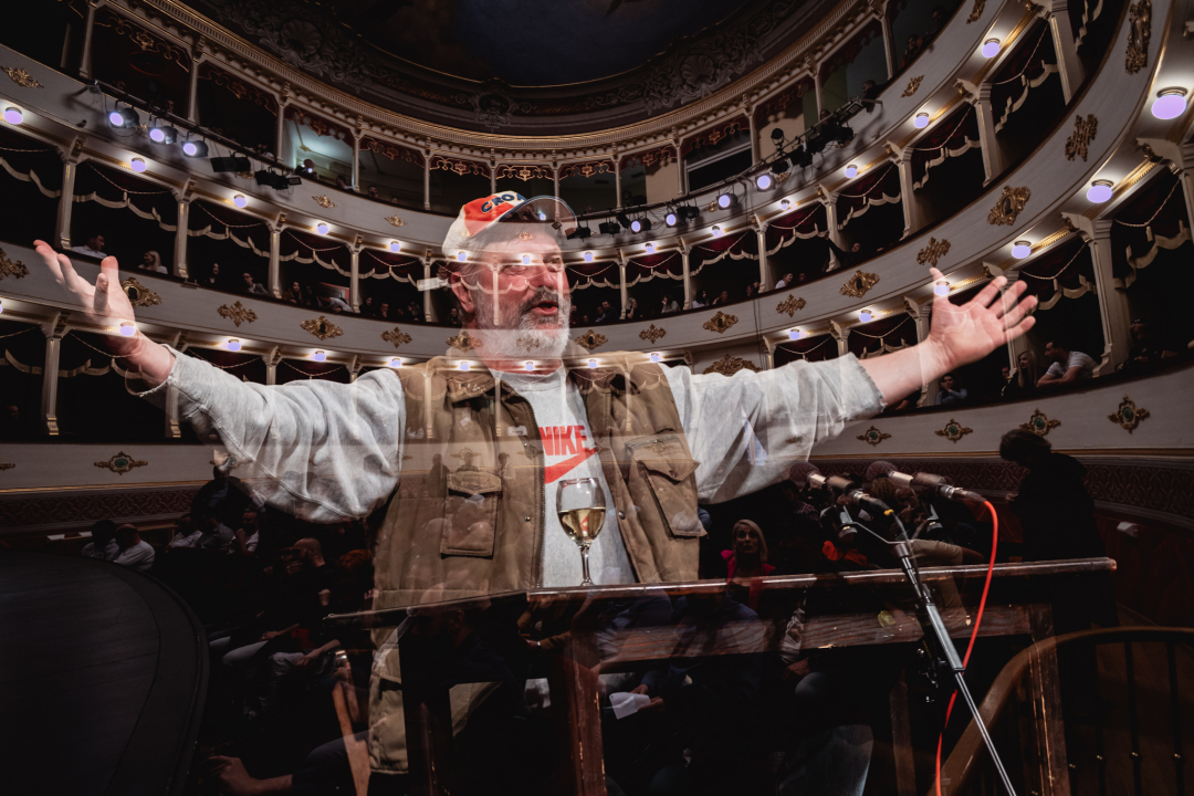 ‘Oči Uoči Zgospod'non’: Ričard je kao Mišo, samo digne ruke i publika umire od smijeha