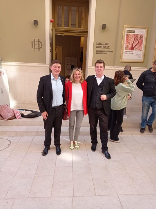 Učenici Glazbene škole Ivana Lukačića osvojili vrijedne nagrade na 'Dalekim akordima'   