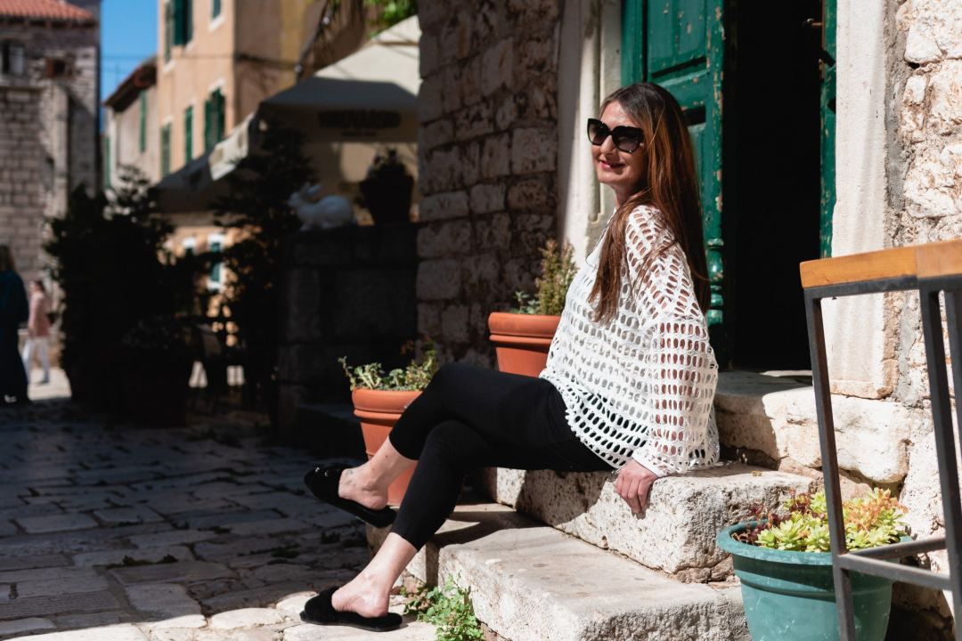 Osvježite svoju garderobu dizajnerskim komadima iz Galerije Juraj Dalmatinac!