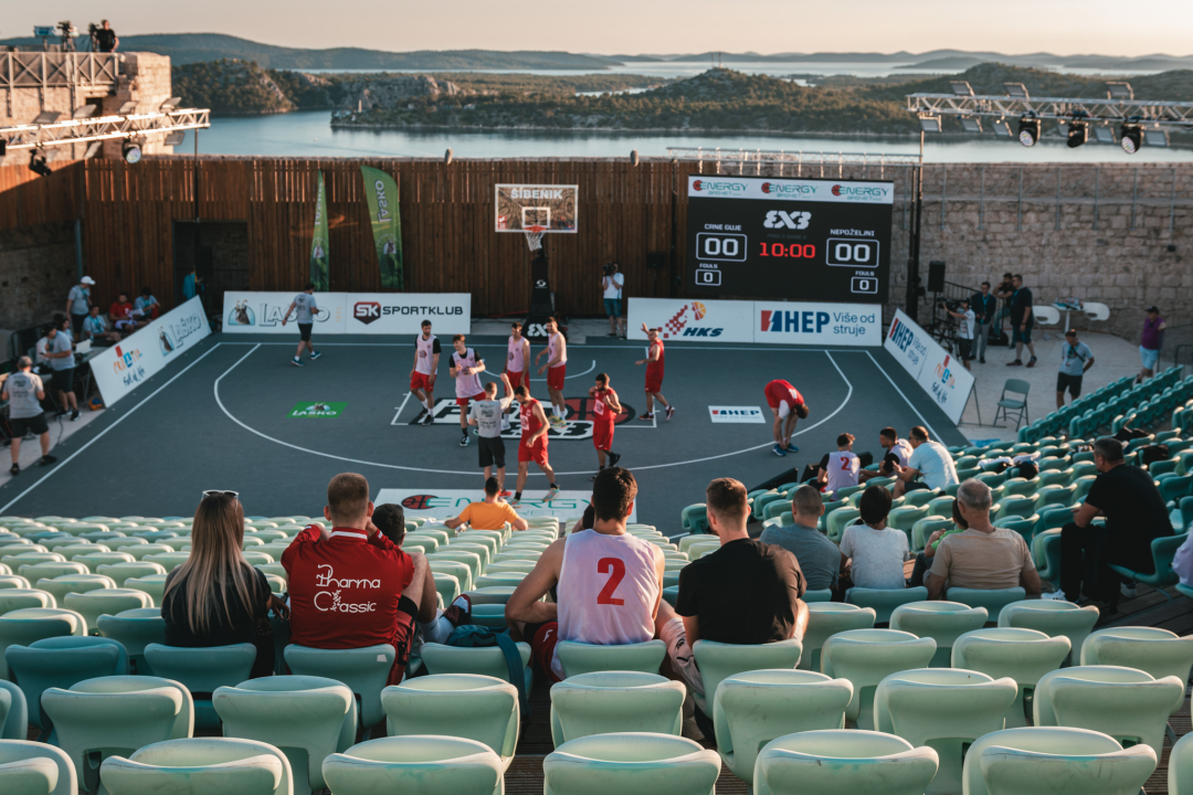 Basket se sinoć igrao na najljepšem igralištu: Tvrđava sv. Mihovila domaćin Pro 3x3 Tour-a