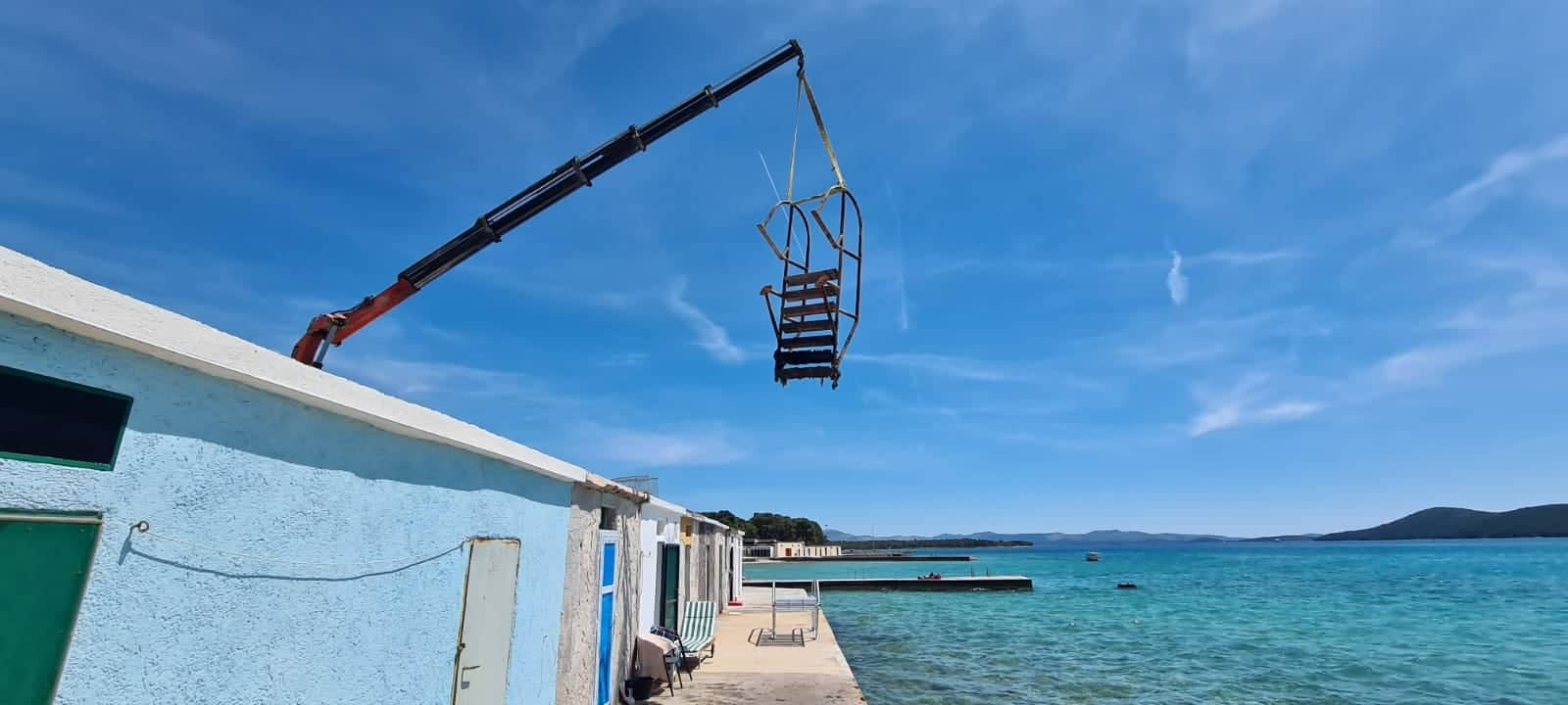 Nije to beznačajan događaj: Na Jadriji postavljene nove skale za ulazak u more